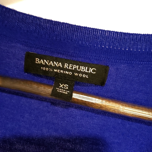 Banana Republic Colbalt Blue Merino Wool Vneck Sweater - Picture 3 of 4